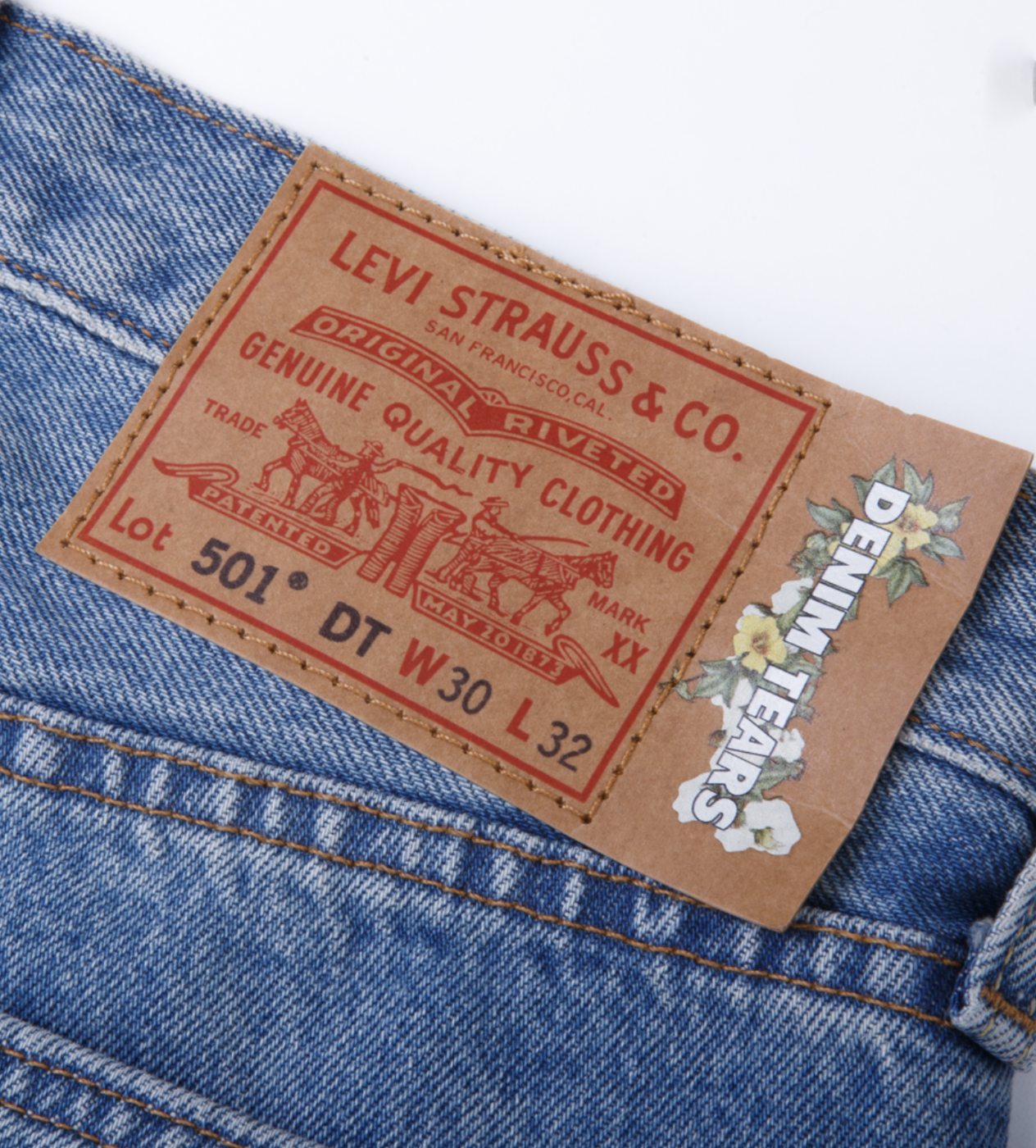 Denim Tears x Levi's Cotton Wreath Light Blue Wash, Back Tag View