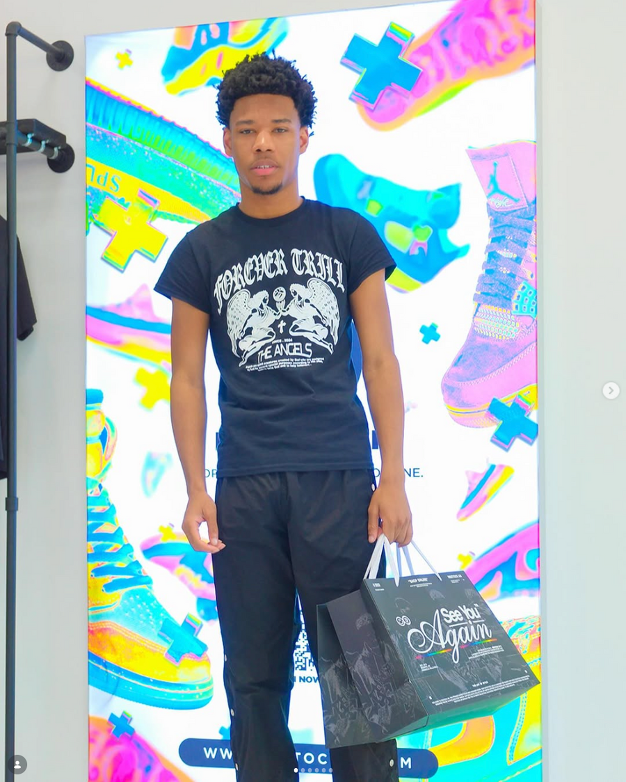 Nardo Wick shopping at restock ar