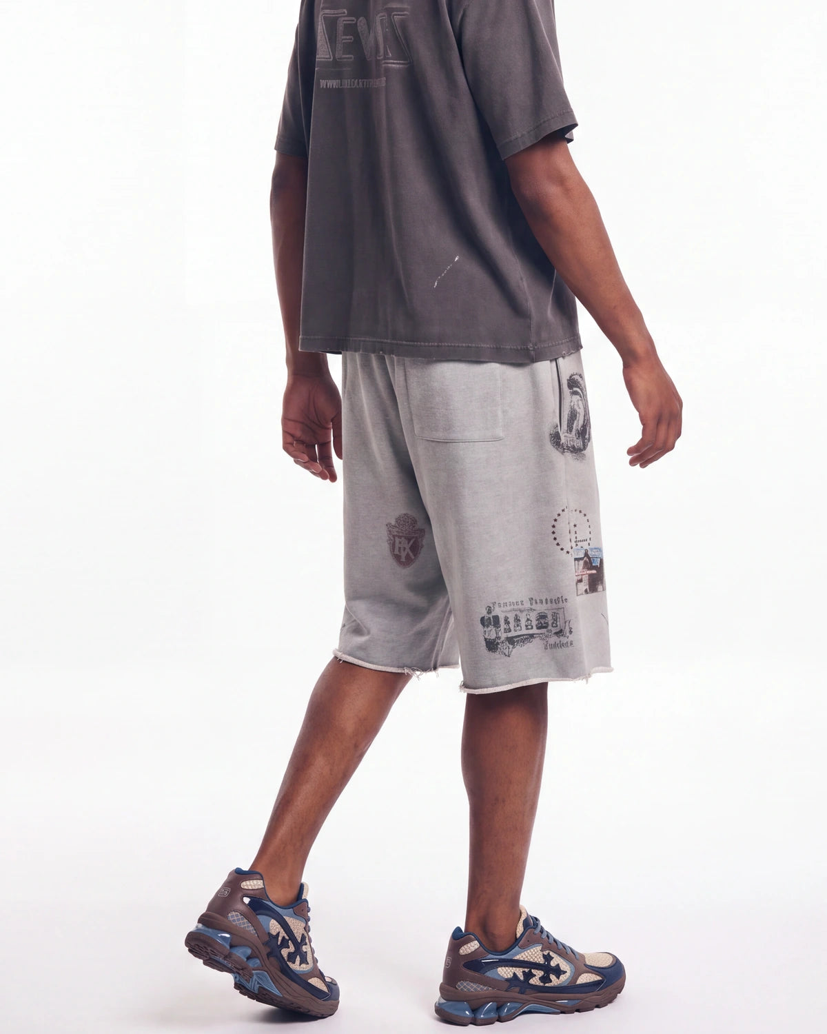 Boredom Kills Message Sweatshorts Grey