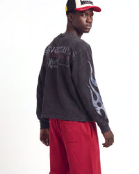Vale Forever Psychopath L/S Tee black, upper body rear view on model showing the back lettering