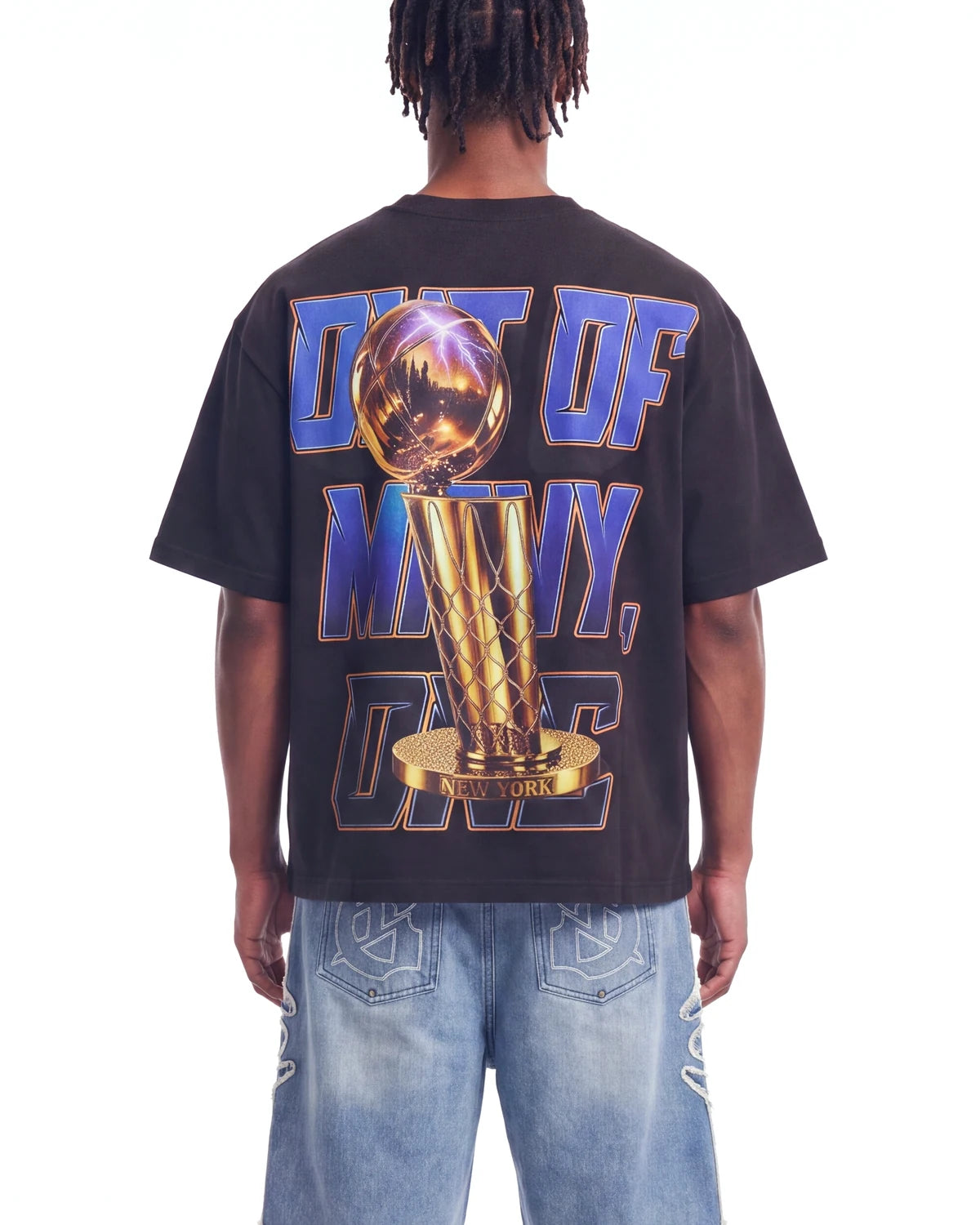 Godspeed Liberty Reigns Tee black, upper body rear view on model showing the gold trophy back print