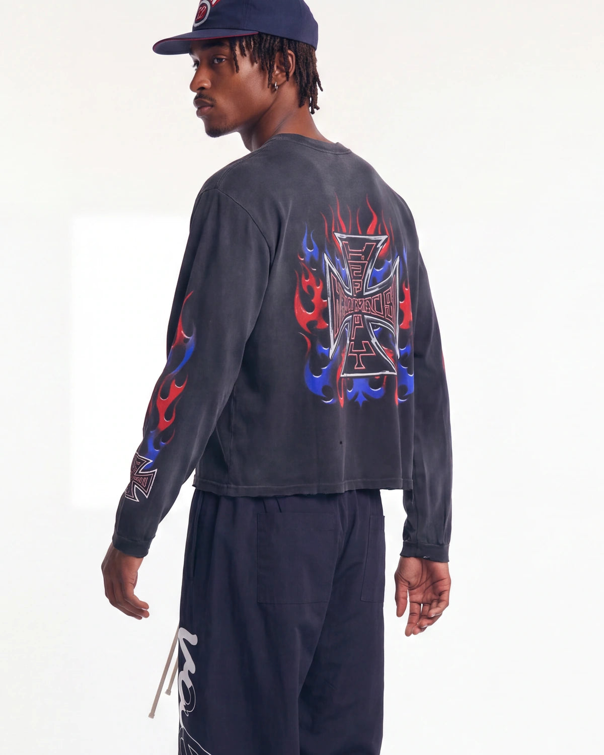 HMDD RWB 4th L/S Tee black, upper body rear view on model showing the large flaming cross back print