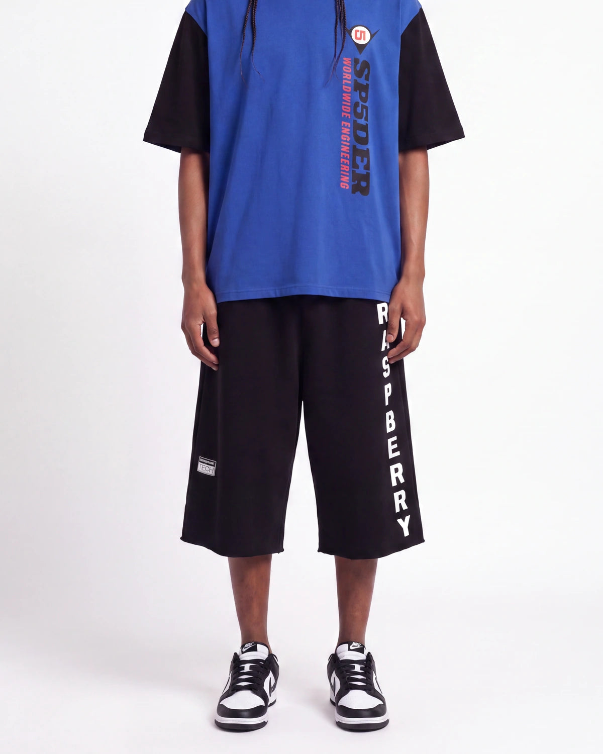 GV Gallery Berry Cutoff Shorts Black