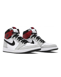 Air Jordan 1 Retro High OG Smoke Grey