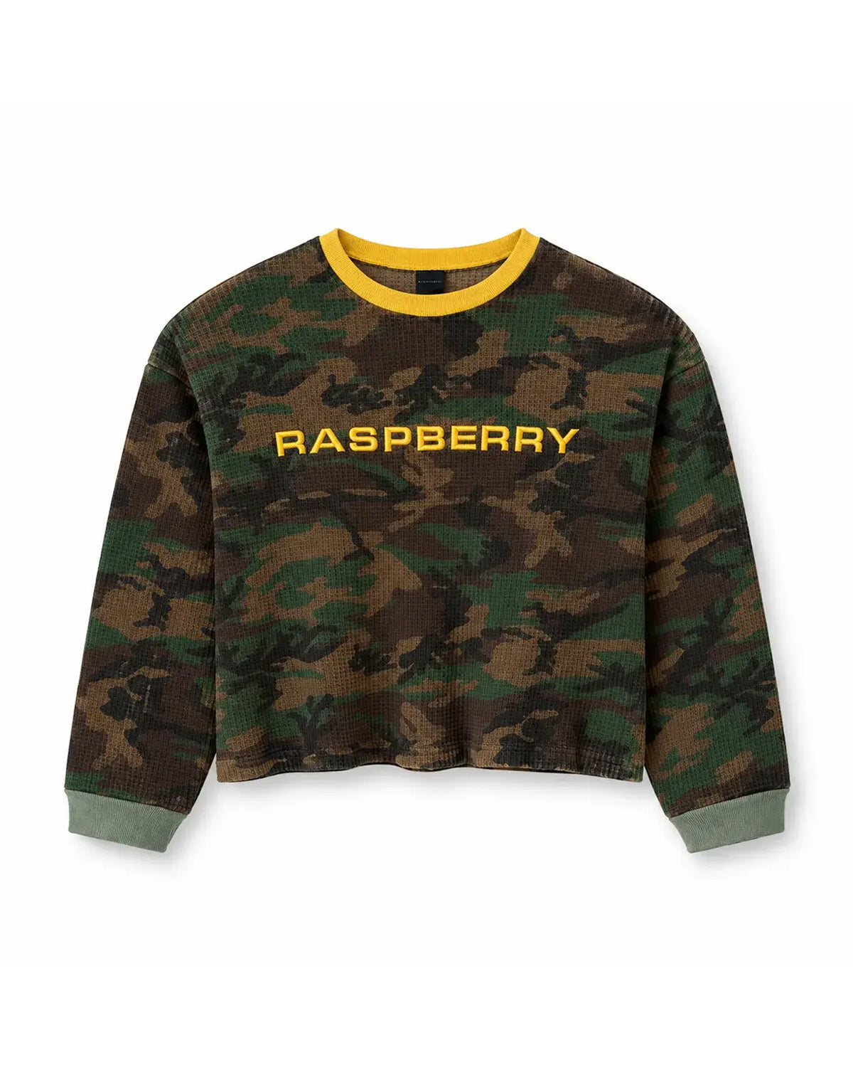 GV Gallery D.C Thermal L/S camo, camo thermal long sleeve with yellow collar and RASPBERRY chest lettering, front view