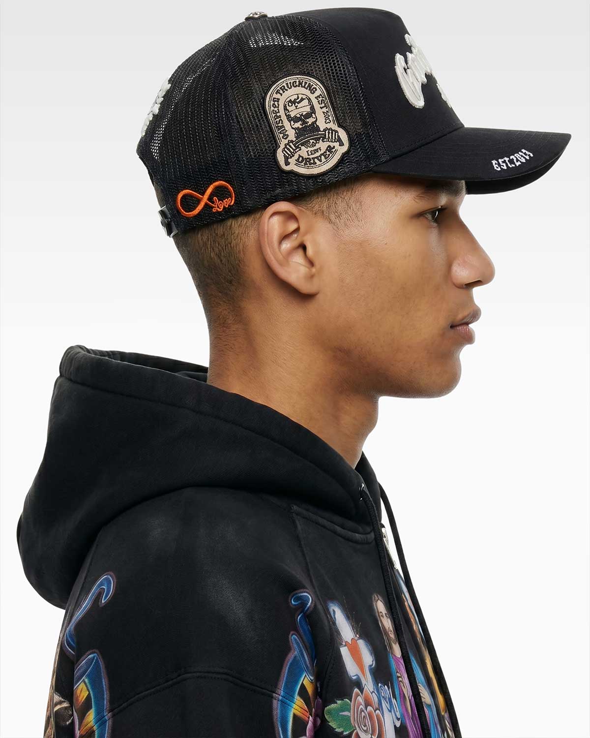GODSPEEDピンズ付きTrucker Cap ブラックgrowaround Godspeed Forever Trucker Hat Black/White – Restock AR