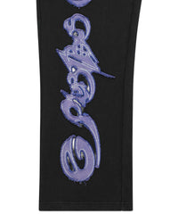 Godspeed Raw Import Sweatsuit black/blue, close-up of the blue-violet graffiti print down the pant leg