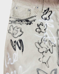 HMDD Banksy Shorts Cream