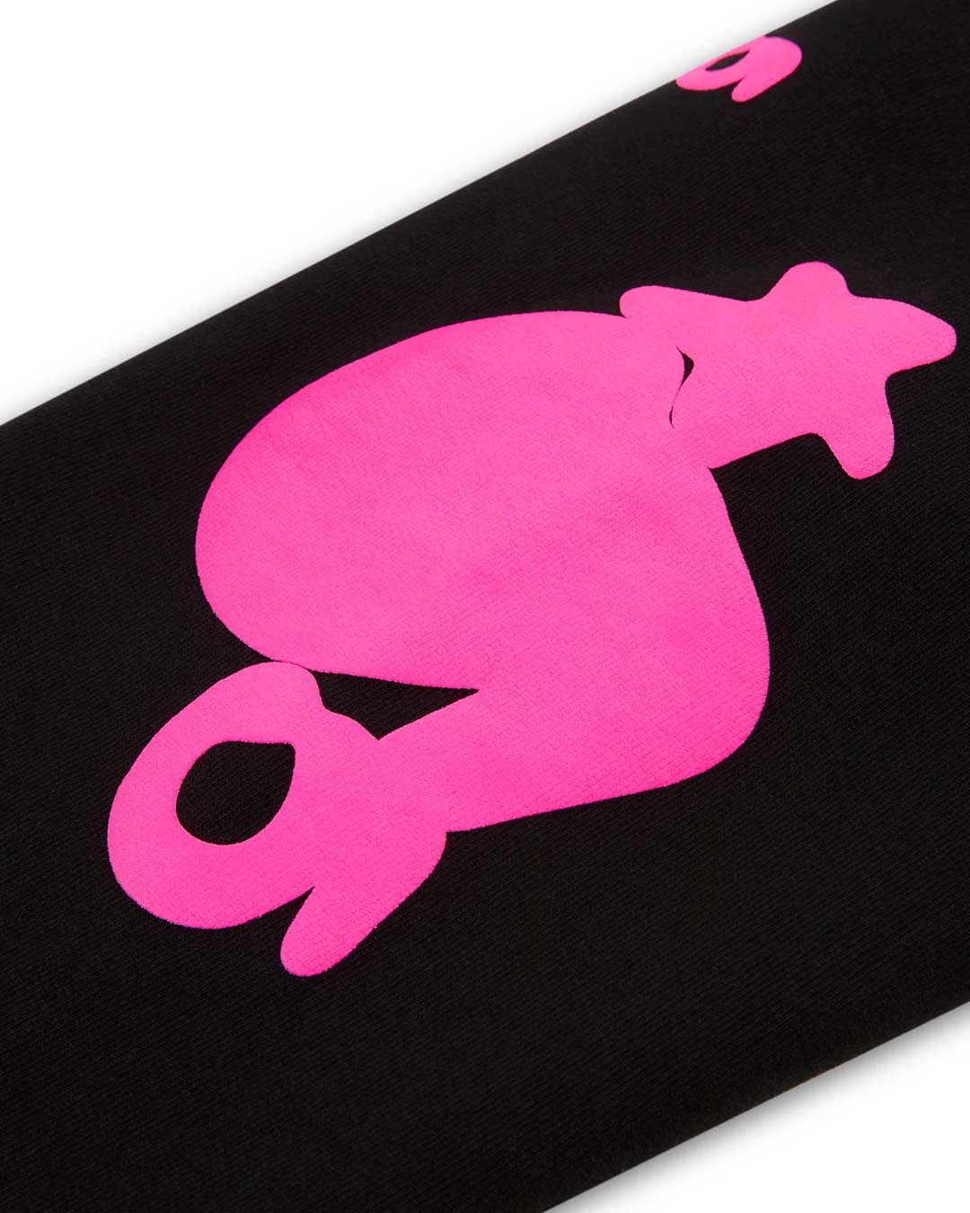 Sp5der Beluga Angel Number Hoodie black and pink, close-up of the pink puff graphic and star on the sleeve