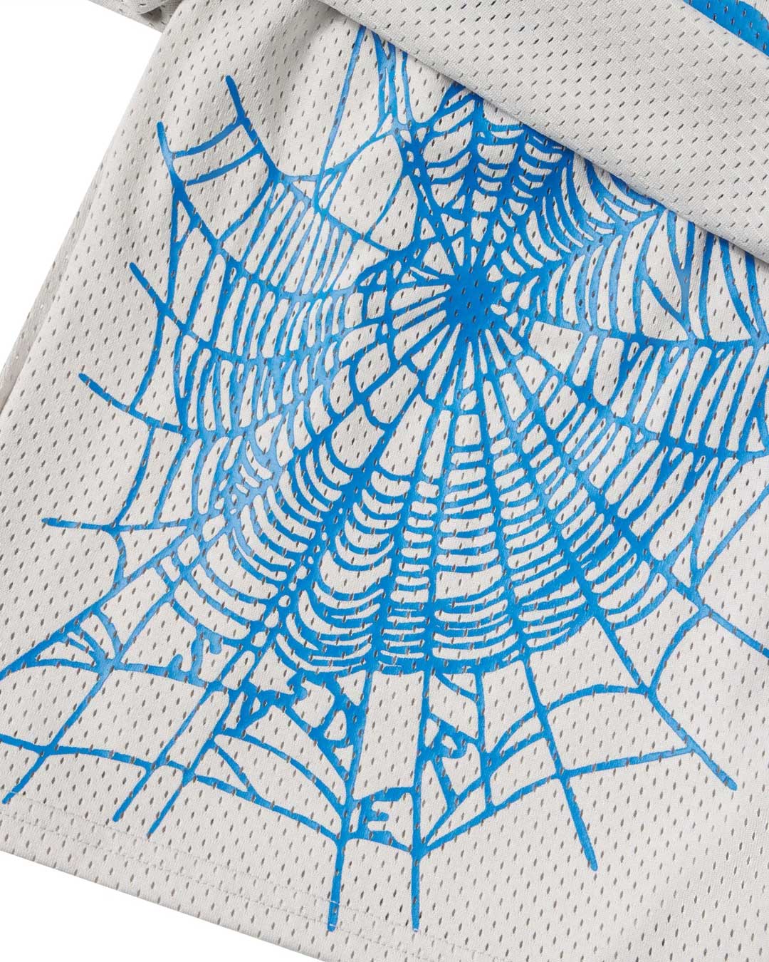 Sp5der Mesh Double Layer Shorts plastic, detail view of the perforated grey mesh and double-layer construction