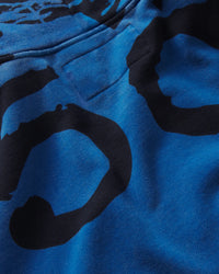 Sp5der Overprint Zip Up Hoodie onyx, close-up of the oversized black lettering on the back