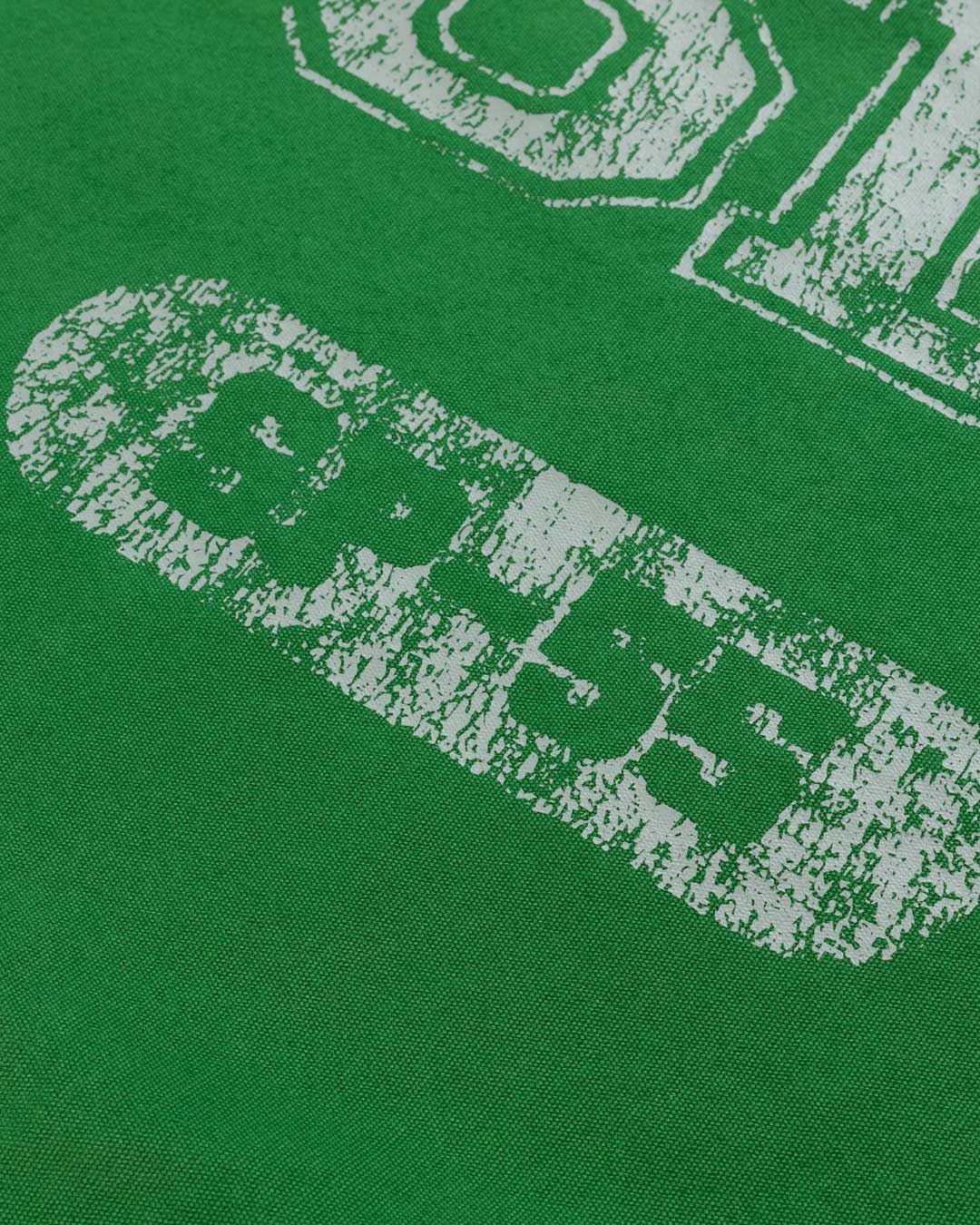 Sp5der Sp5 Jersey Tote Bag kelly green, close-up of the distressed oval Sp5 badge