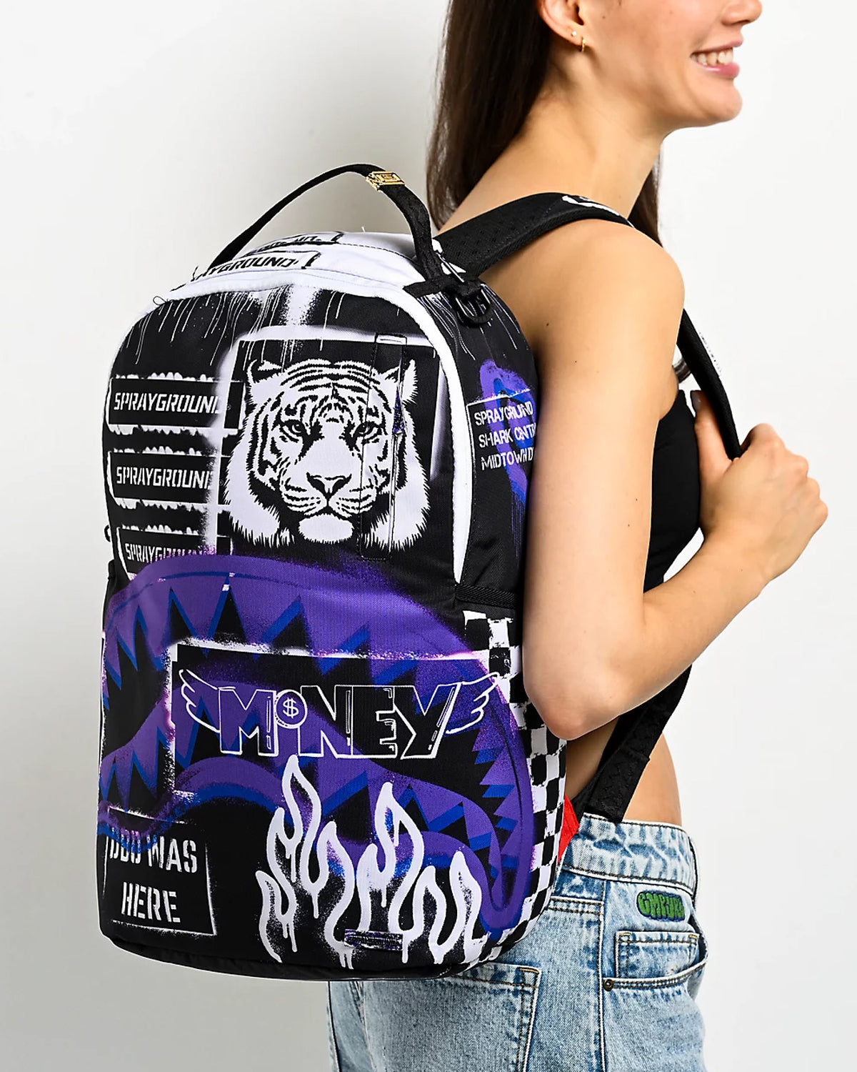 Sprayground Stencil Shark Attack Backpack purple, detail of the stencil tiger head