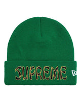 Supreme New Era Action Beanie green, cuffed knit beanie with spiked-script SUPREME cuff logo, front view