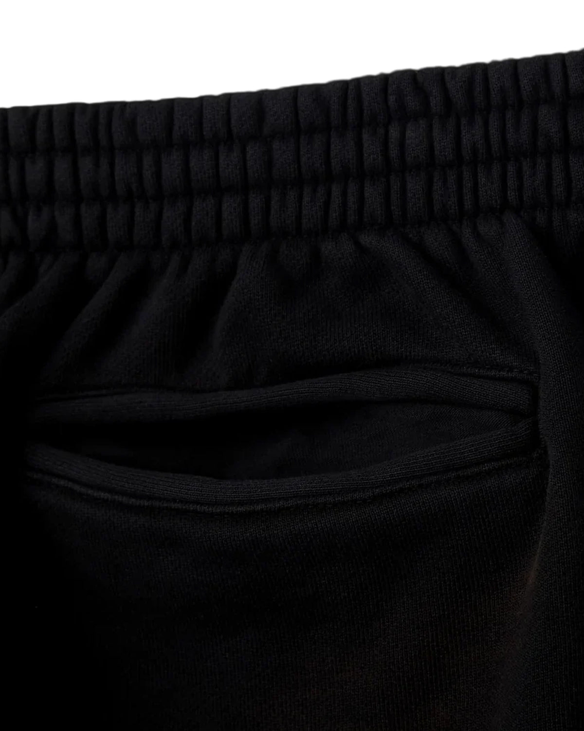 GV Gallery Sand Shorts Black